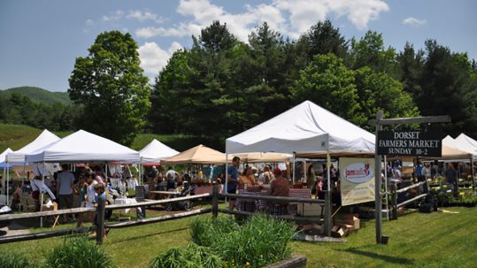 11 Outdoor Vermont Farmers Markets to Visit in 2021 (updated)