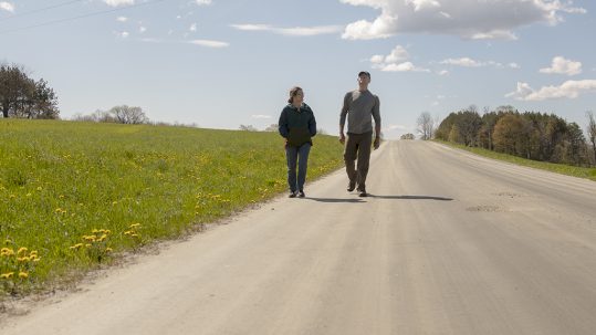 Braintree Couple Stays Connected Walking Vermont Dirt Roads